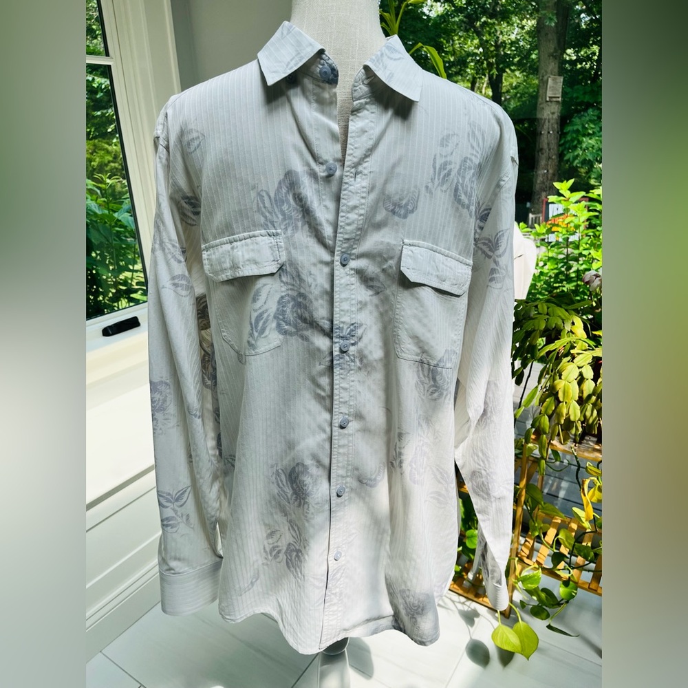 Tommy Bahama Men’s 100% cotton resort shirt